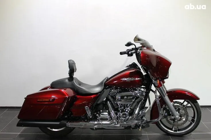 Harley-Davidson FLHXS Image 1